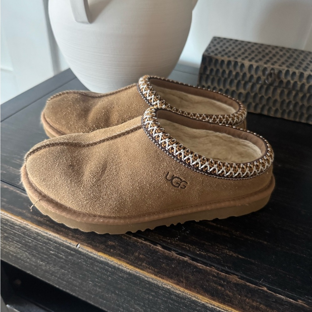 UGG Kids Tan Slippers with Patterned Trim